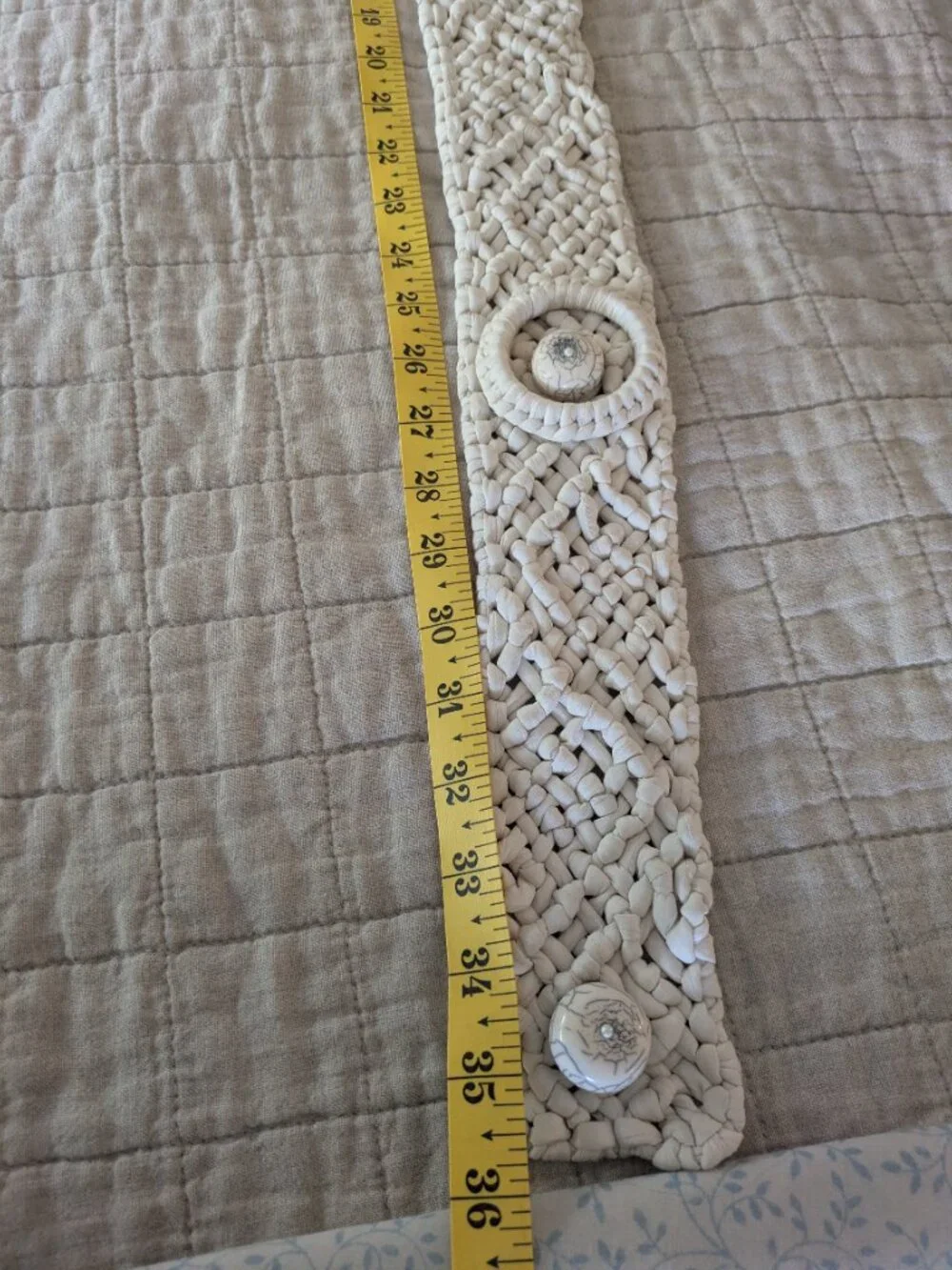 Vintage Oscar de la Renta ivory macrame belt woven cord pattern size 10.